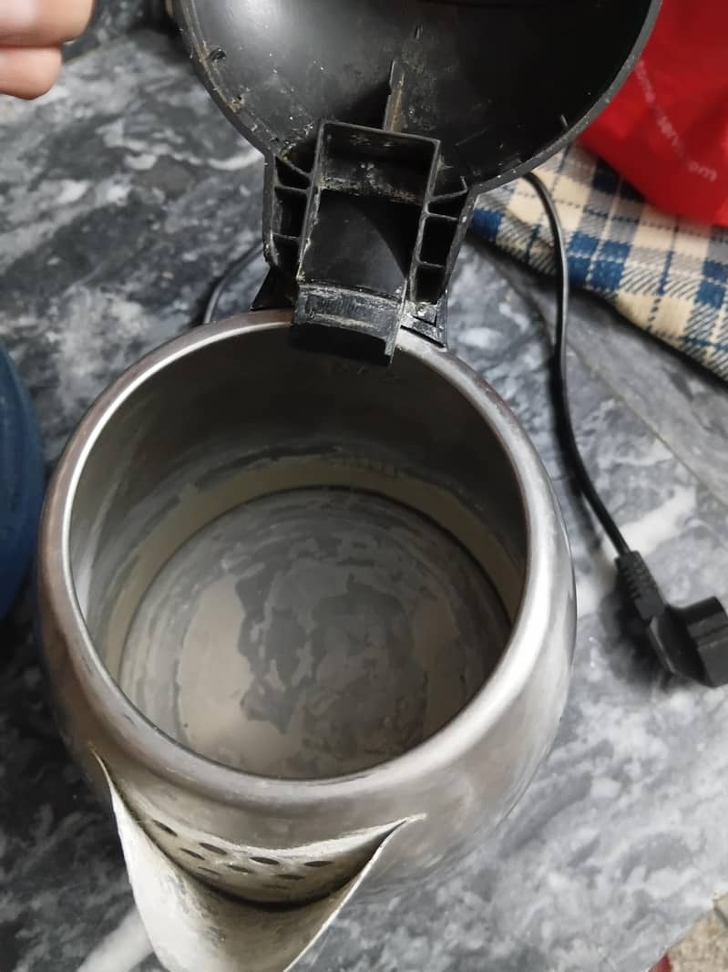 electric kettle 3