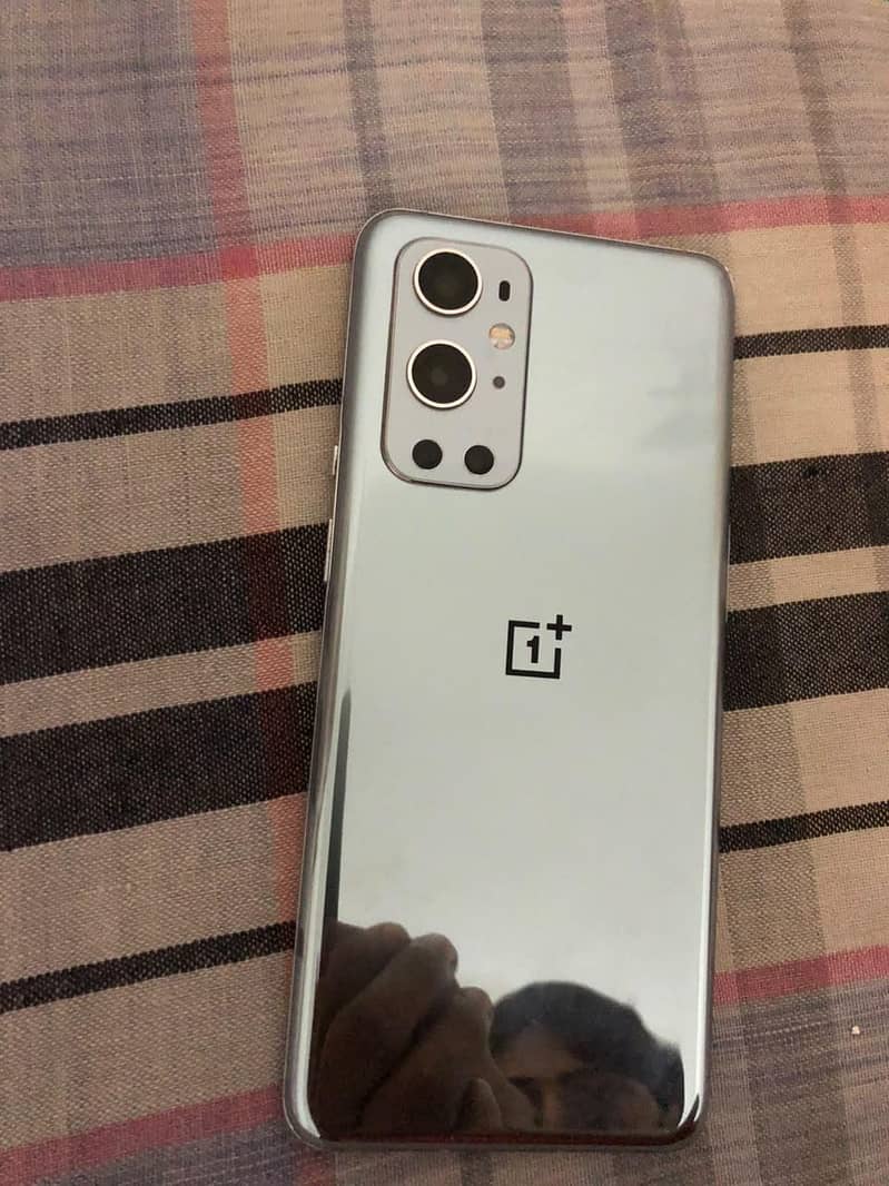 One Plus 9 Pro 0