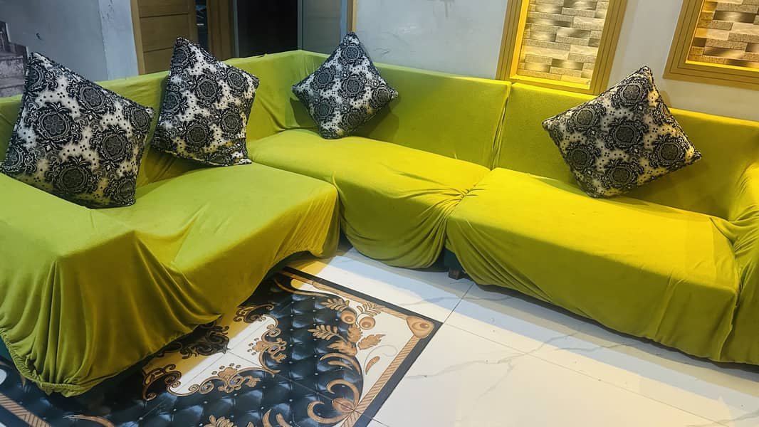 L shape sofa 0