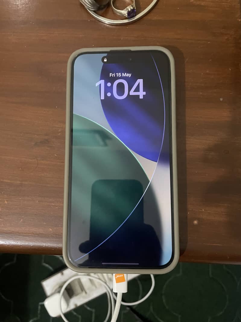 Apple iPhone 15 Pro Max 0
