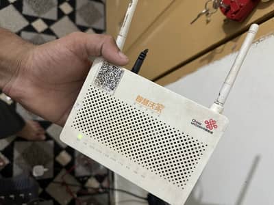 Huawei EchoLife HS8346R5 EPON ONT router