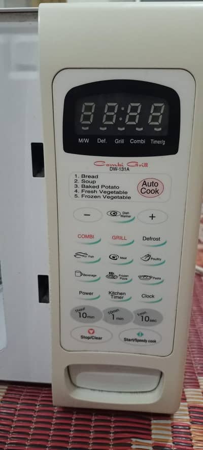 Dawlance Oven DW-131A with Grill  Model: DW-131A  Model: DW-131A