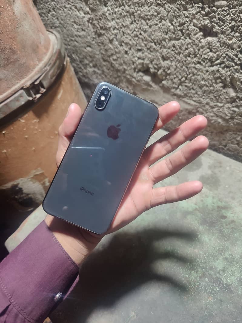 Apple iPhone X 5