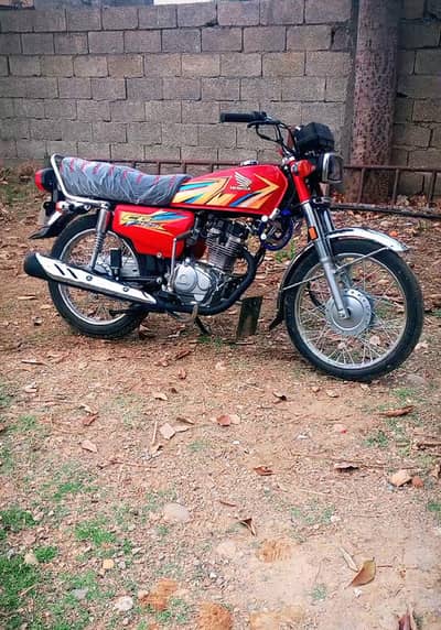 Excellent Condition – Genuine Bike