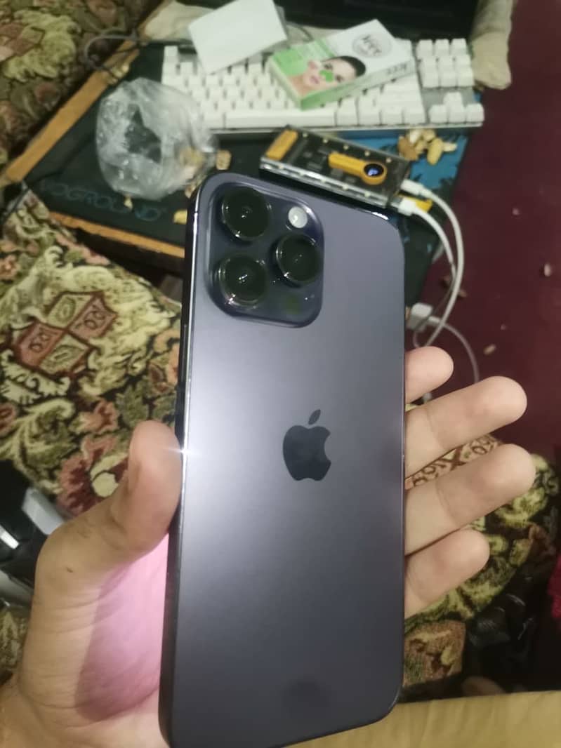 Apple iPhone 14 Pro Max 2