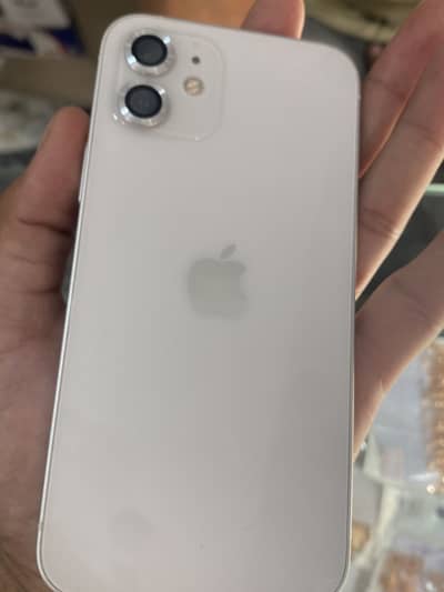 Apple iPhone 12
