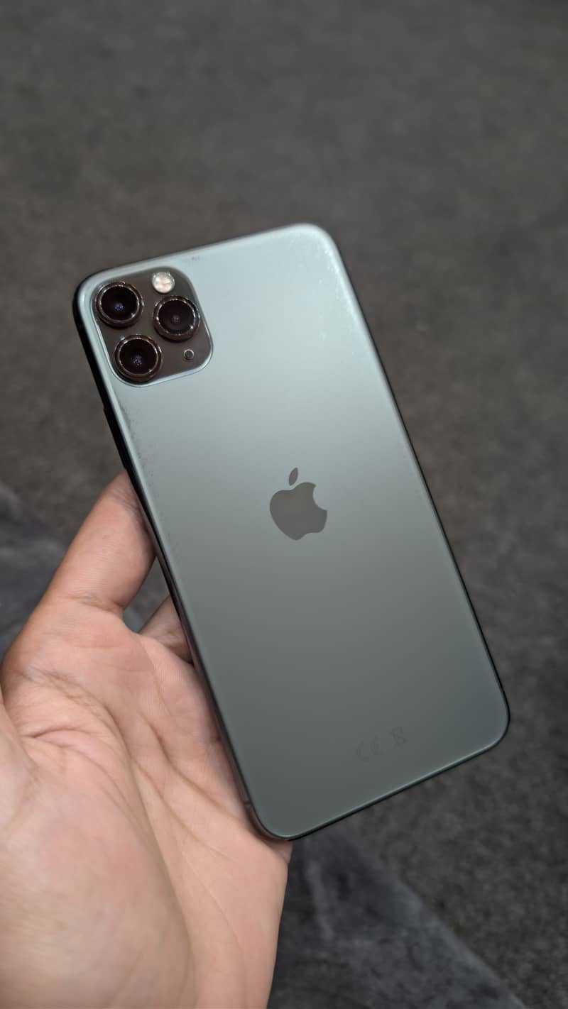 Apple iPhone 11 Pro Max 2