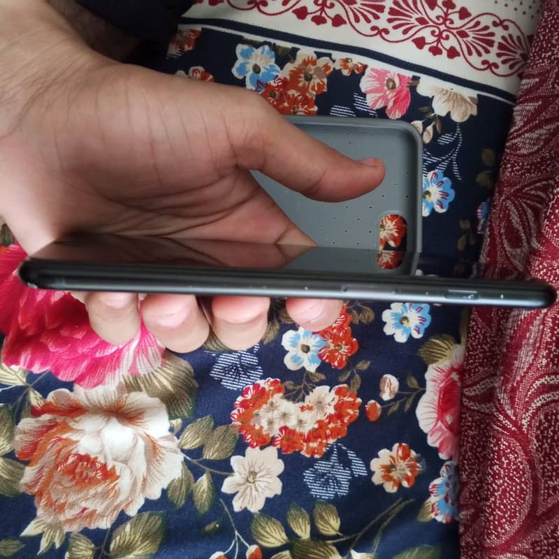 Apple iPhone 7 Plus 3