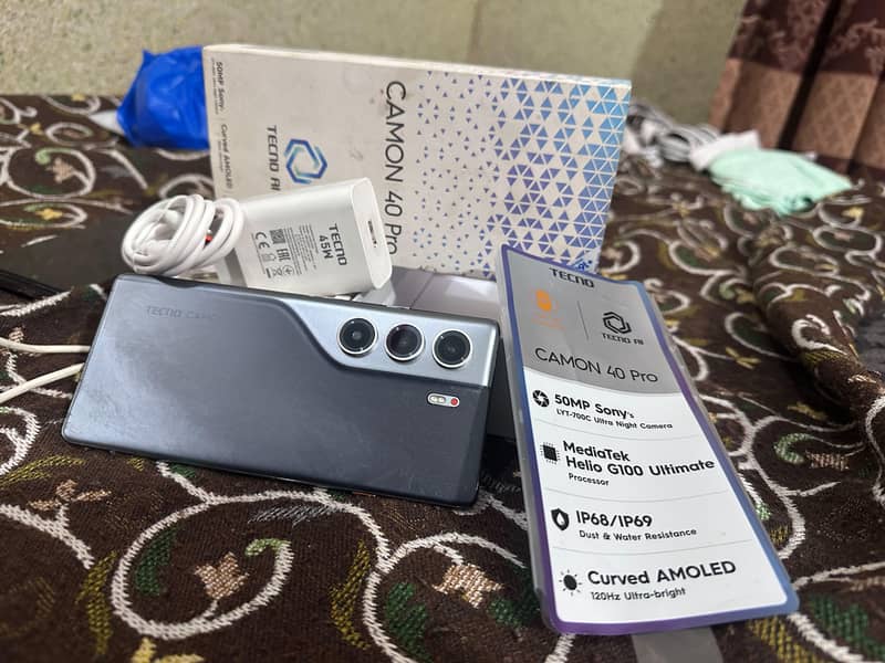 Tecno CAMON 40 Pro 0