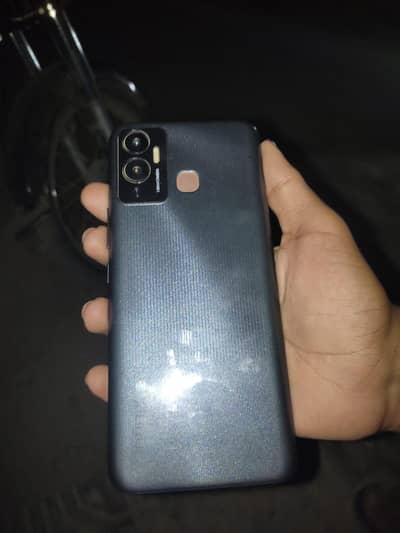Infinix Hot 12 Play