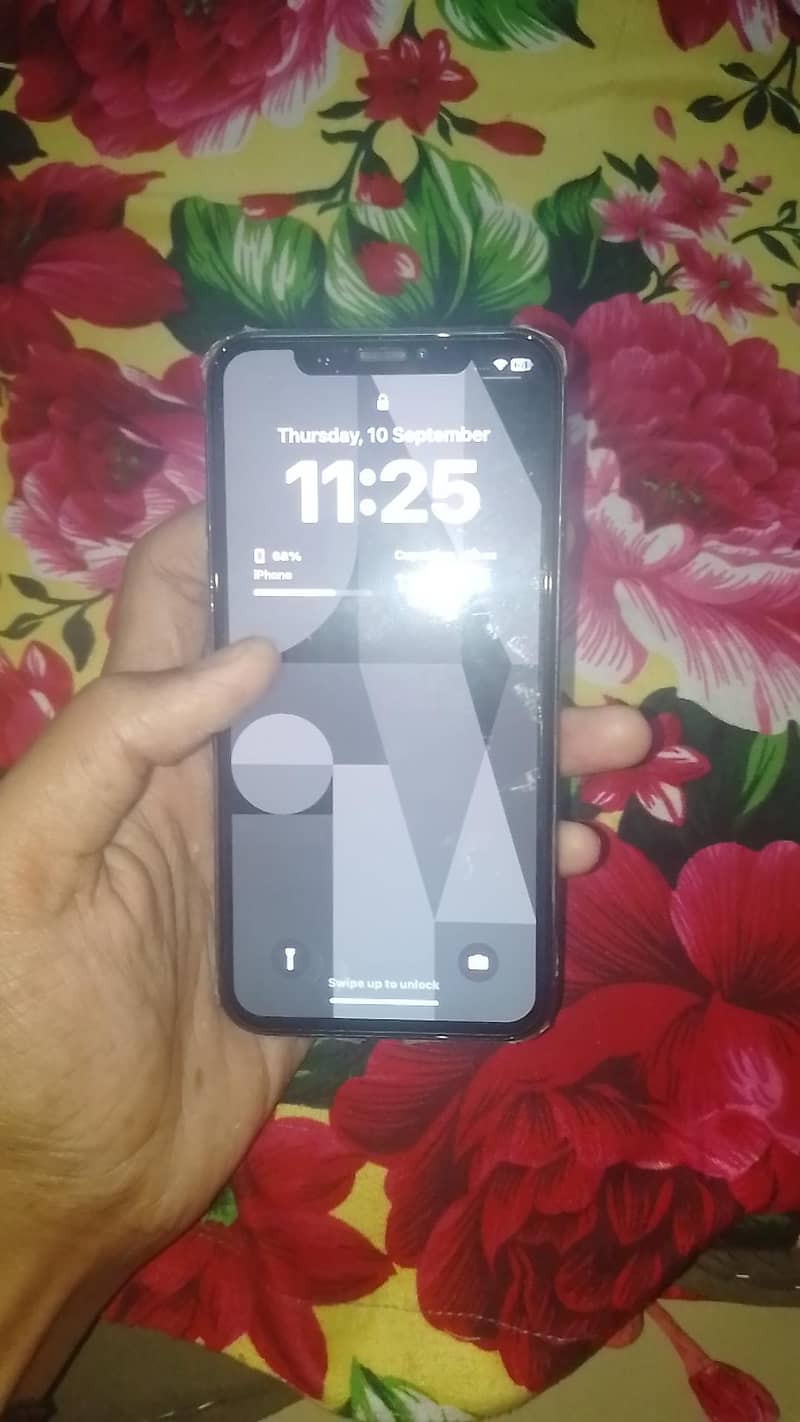 Apple iPhone X 0
