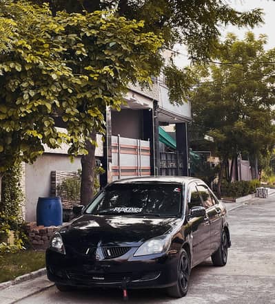 Mitsubishi Lancer 2005