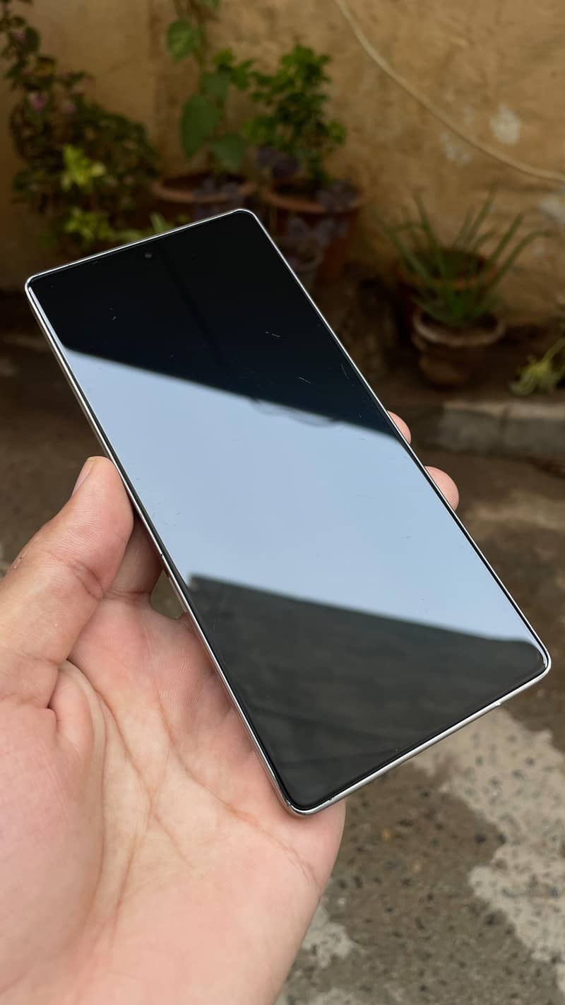 Infinix Note 40 0