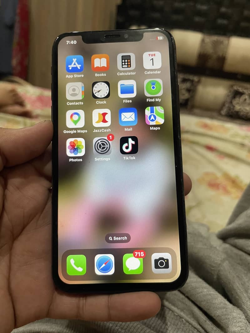 Apple iPhone X 0