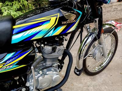 Honda CG 125 2025/2026 Black Febulous Condition Gift For Lover