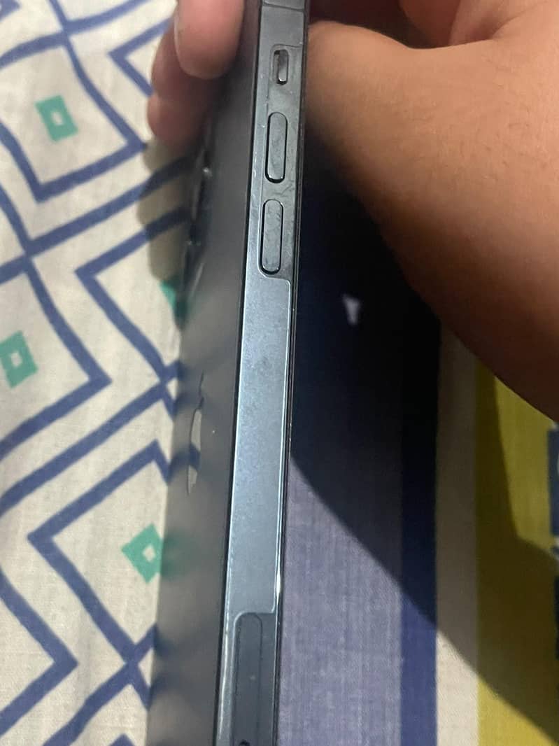 Apple iPhone 12 Pro 2