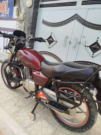 Suzuki GS SE 2018#0/3/1/7/0/0/2/4/629