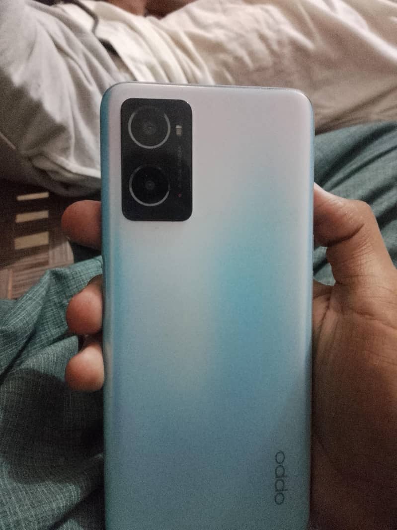 OPPO A76 7
