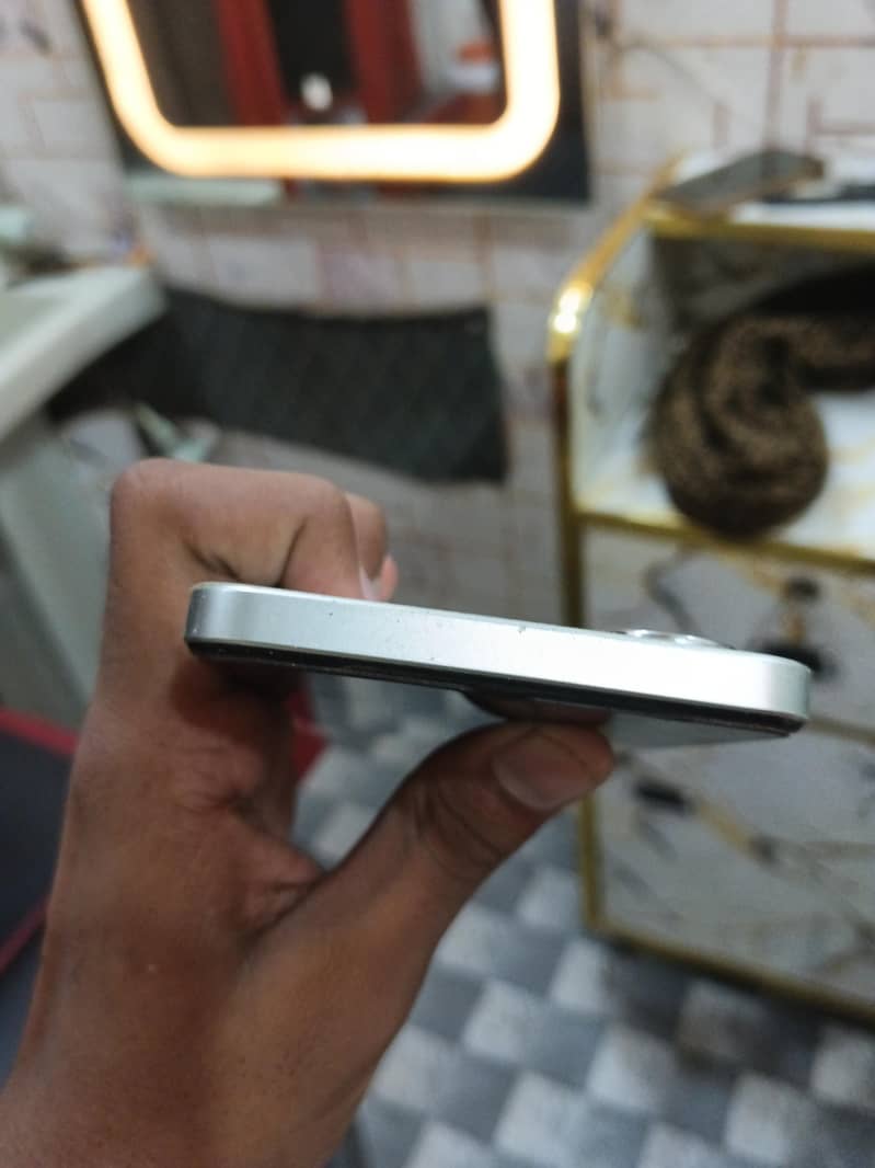 Realme Note 60x 3