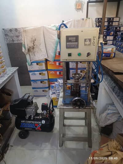 auto molding machine with compressor