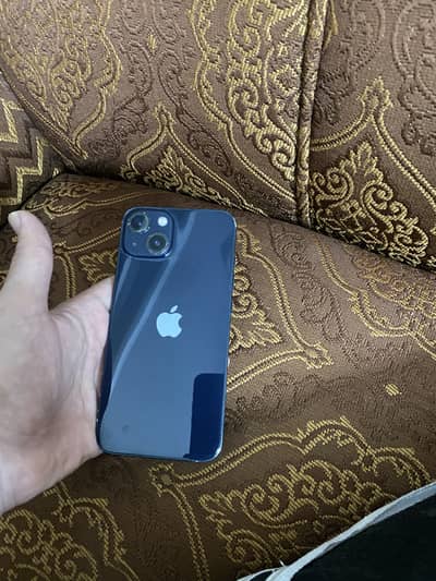 Apple iPhone 13