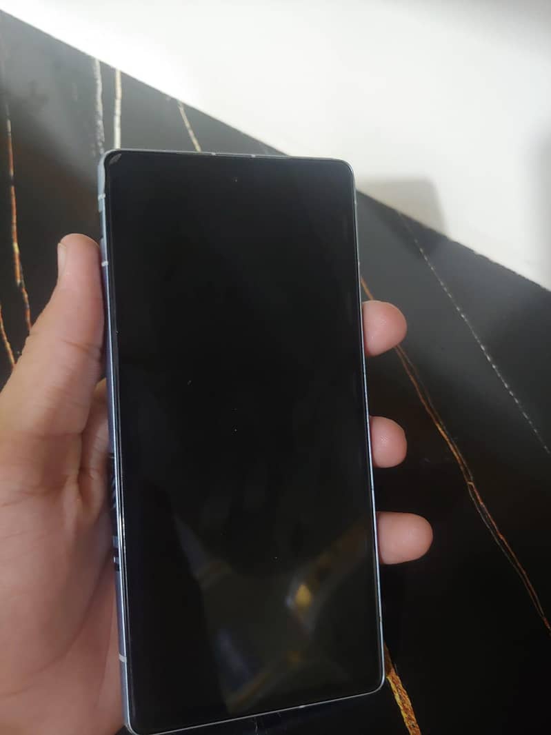 Google Pixel 7a 5