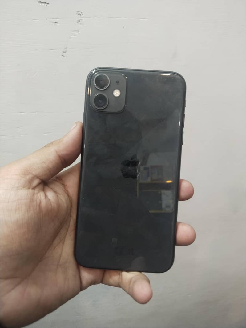 Apple iPhone 11 3