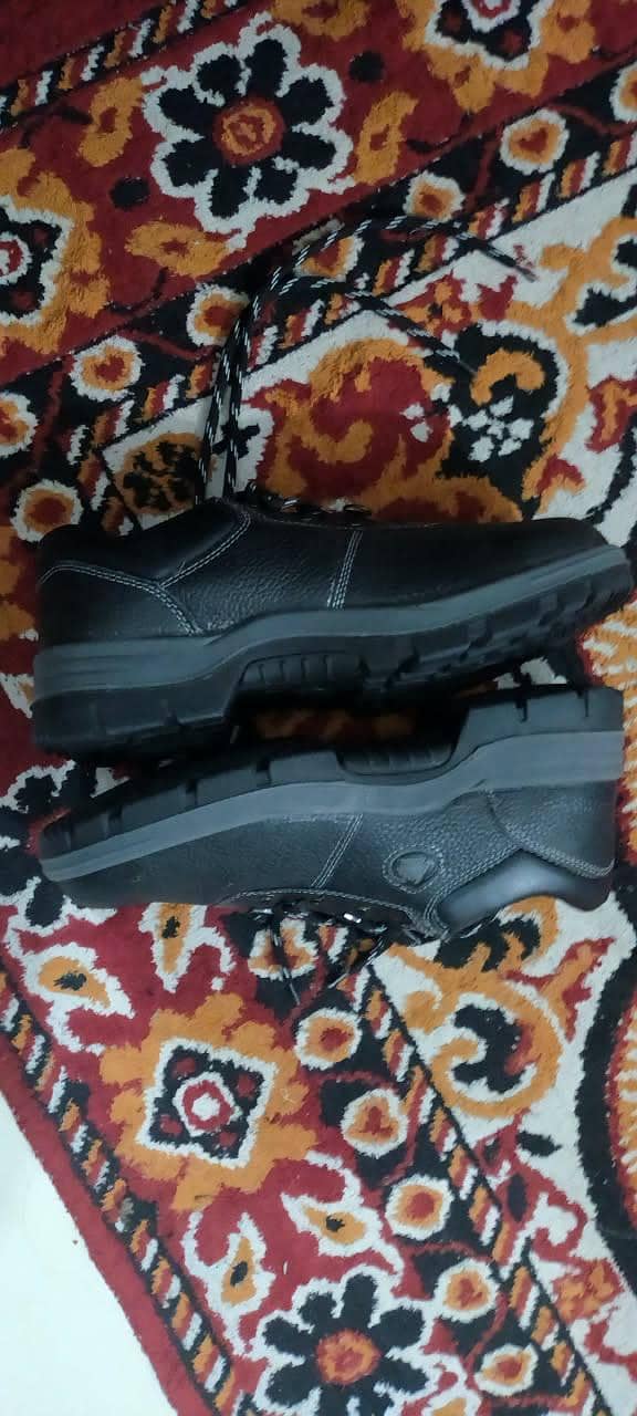bata Leather Working Shoes 2