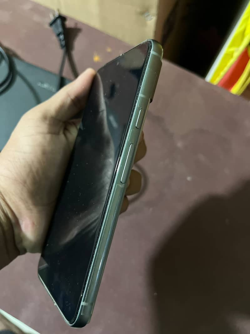 Google Pixel 8 3