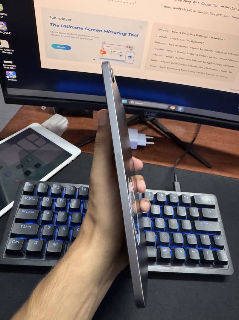 Ipad mini 7 in pristine condition 6