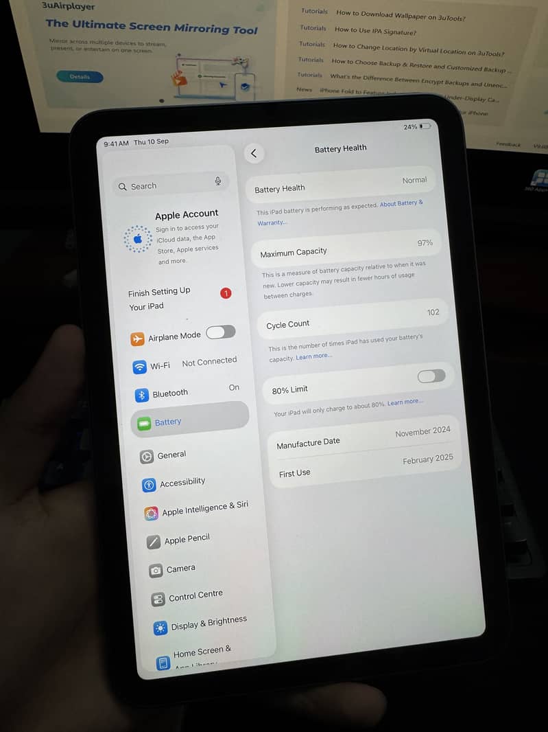 Ipad mini 7 in pristine condition 7