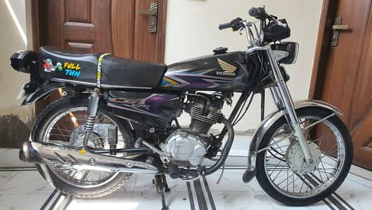 Honda CG 125 contact only this number 03233598668