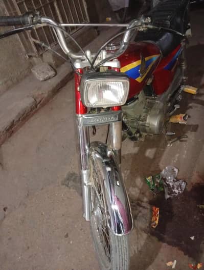 2004 Model Demand 80 Thousand