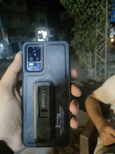 Vivo V21e