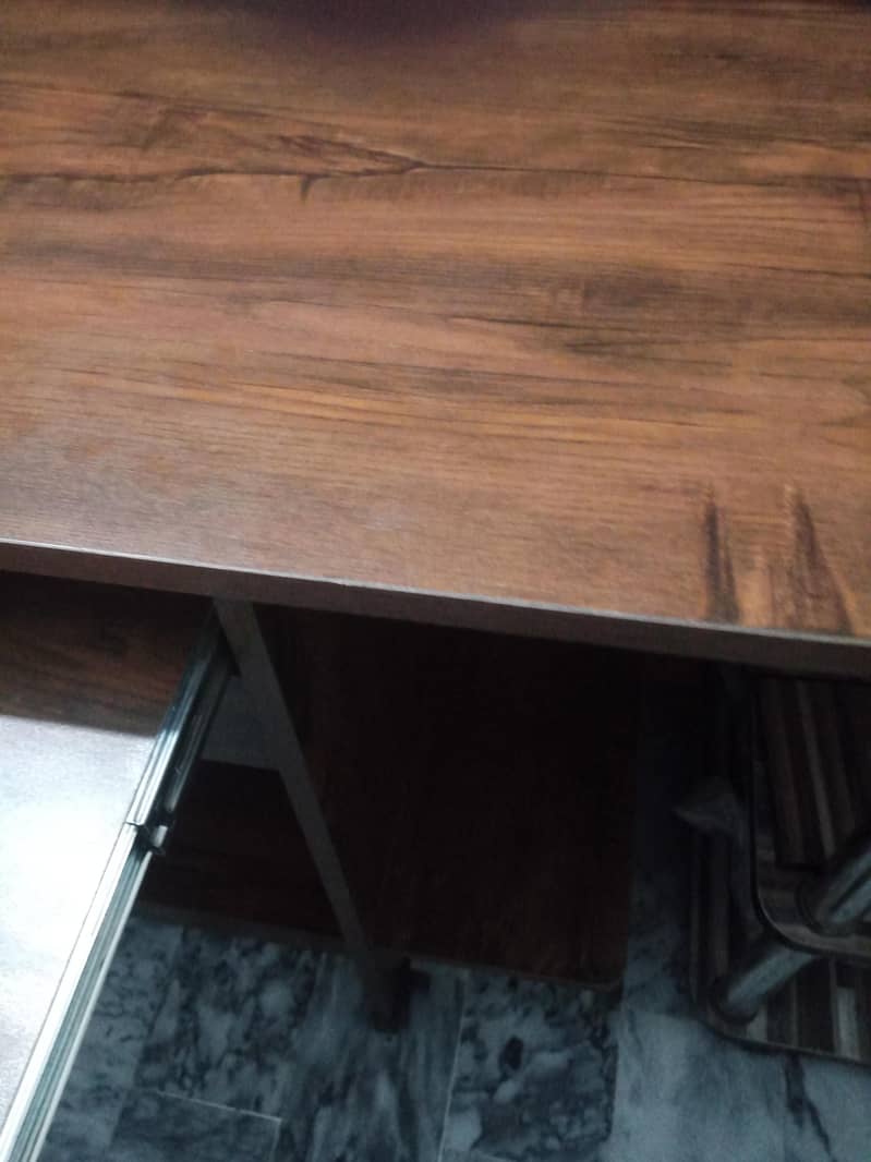 computer desk 4