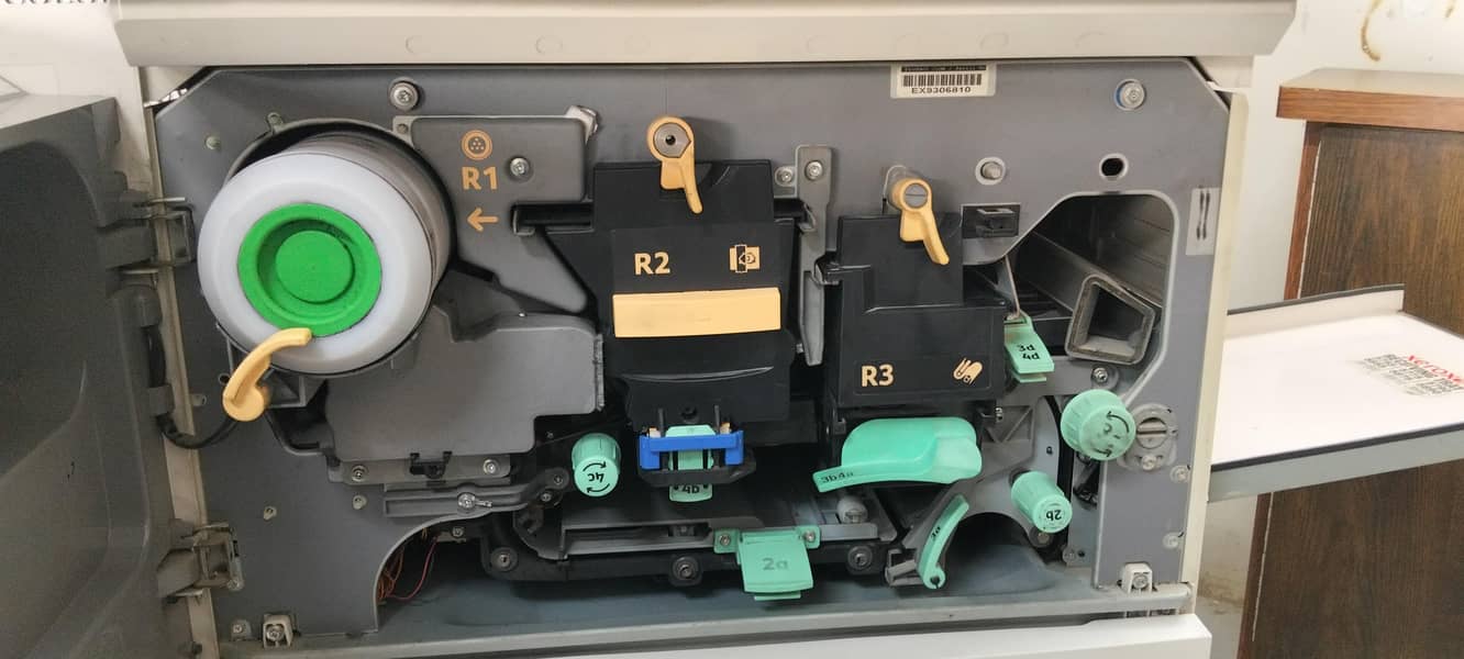 Xerox 5875 Machine 4