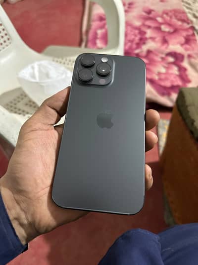 Apple iPhone 16 Pro Max