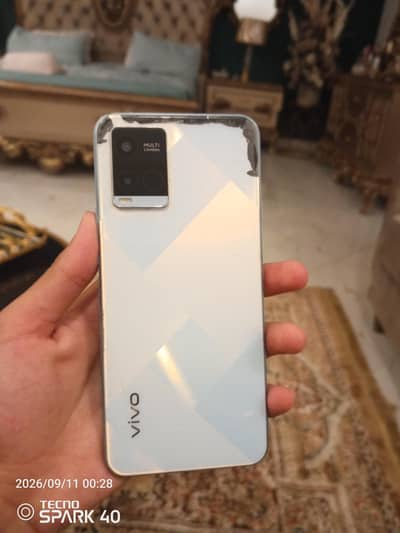 Vivo Y21
