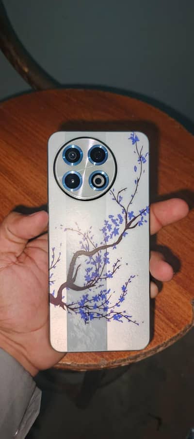 Tecno SPARK 30 Pro