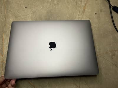 Macbook pro 2019 16’ i9