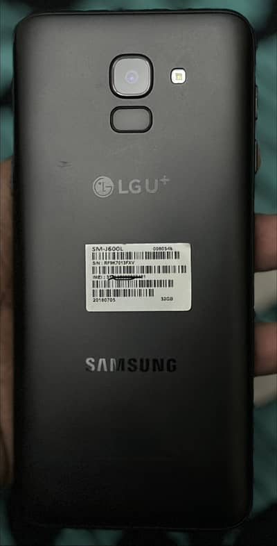 Samsung Mobile J6