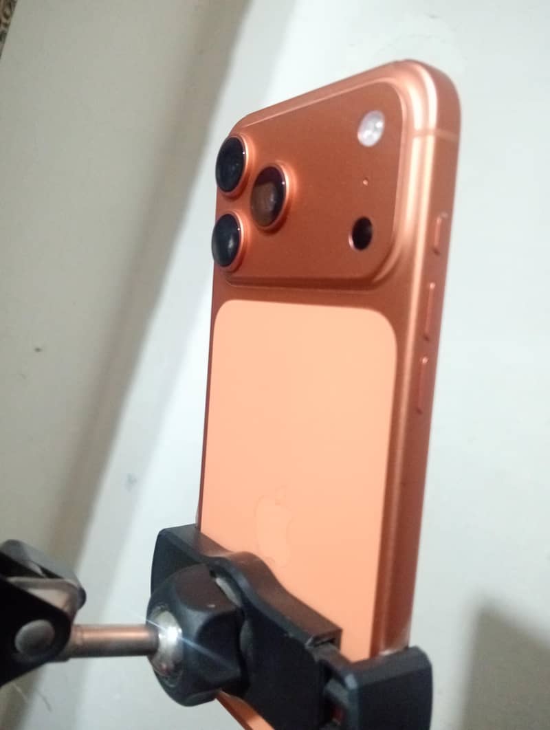 17 pro max 0