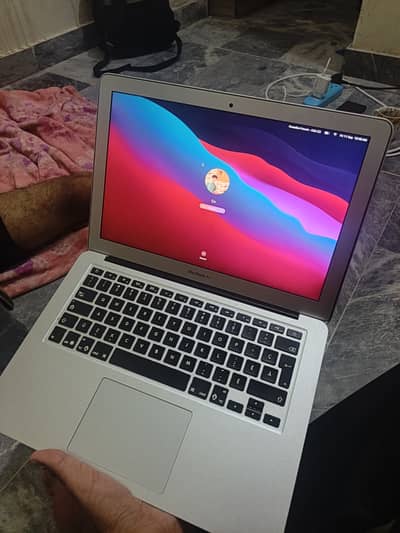 Mac book air 2013 model for sale
