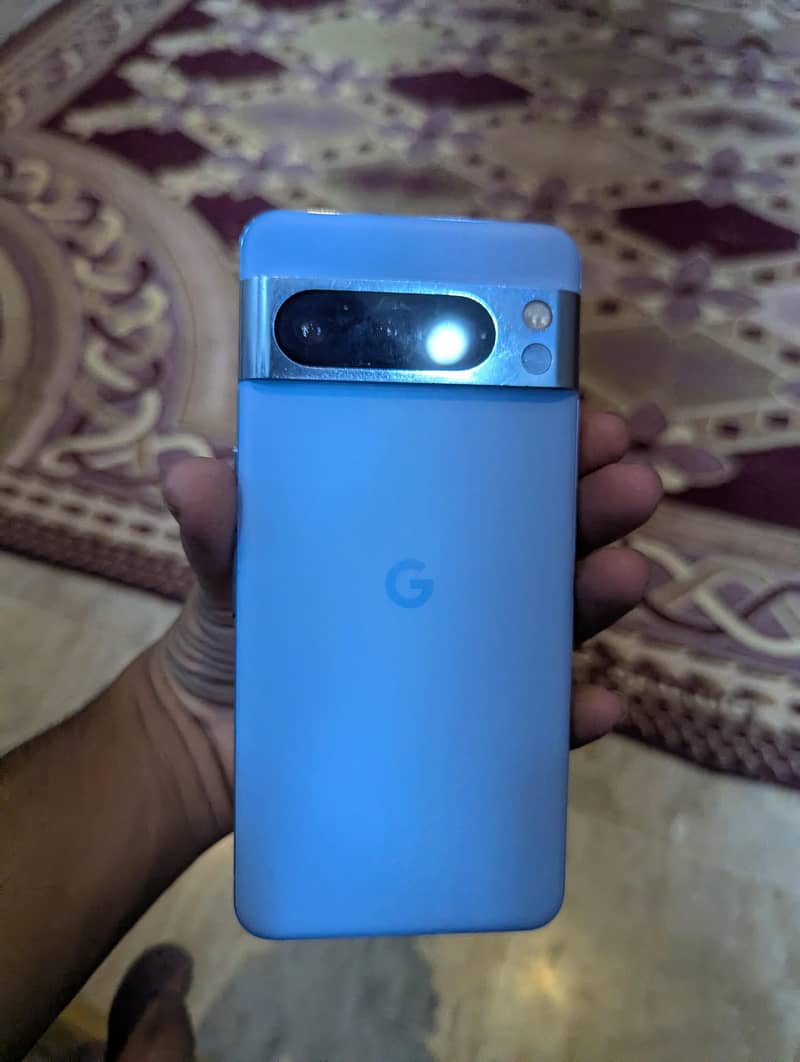 Google Pixel 8 Pro 0