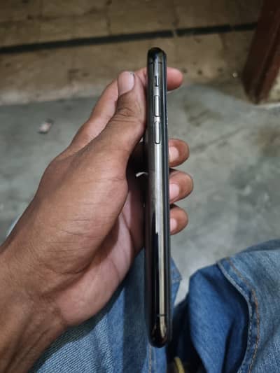 Apple iPhone 11 Pro