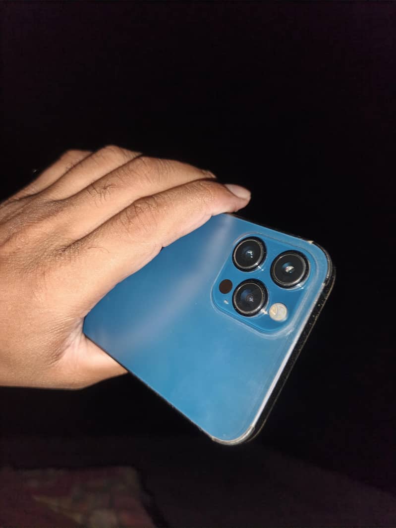 iphone 12 pro max 2