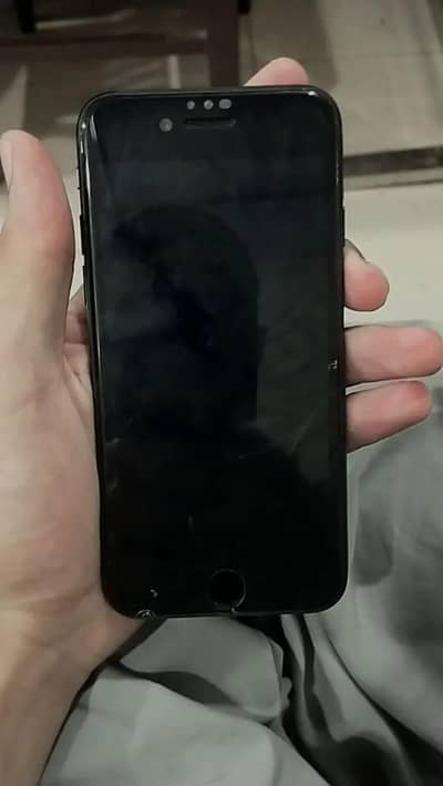 Apple iPhone SE
