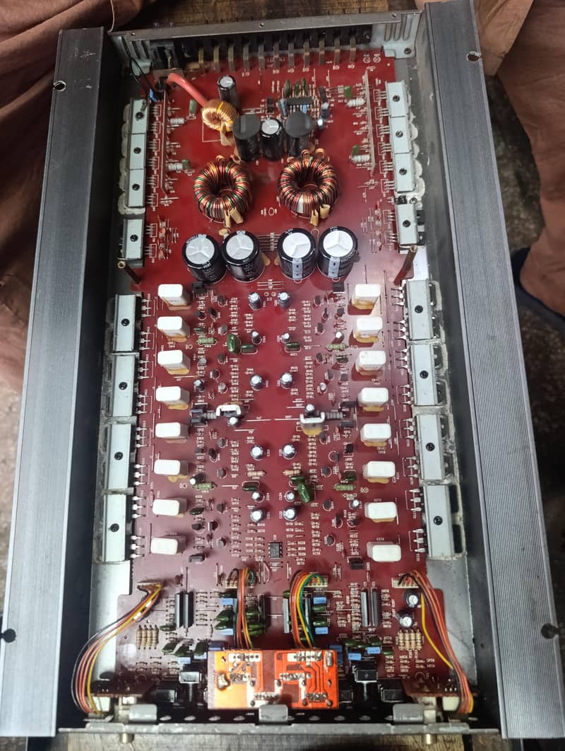 Amplifier 6