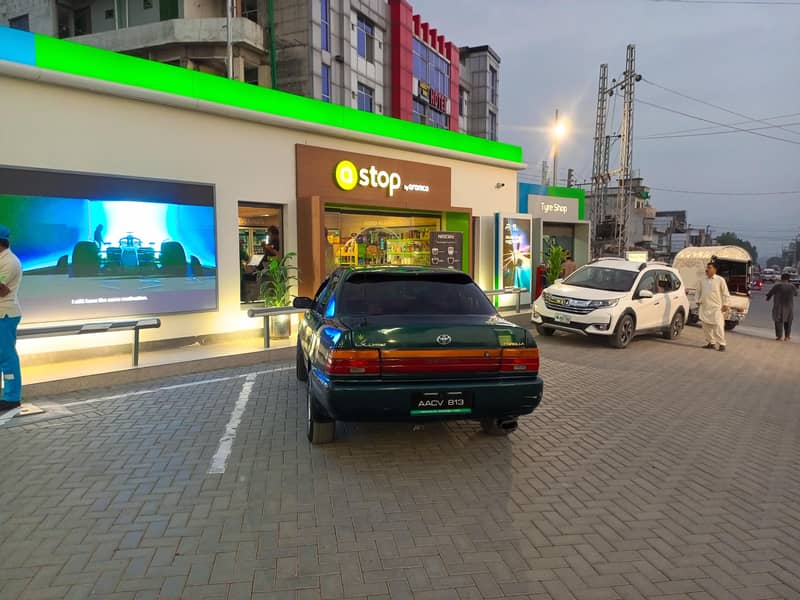 corolla GL excellent condition 9