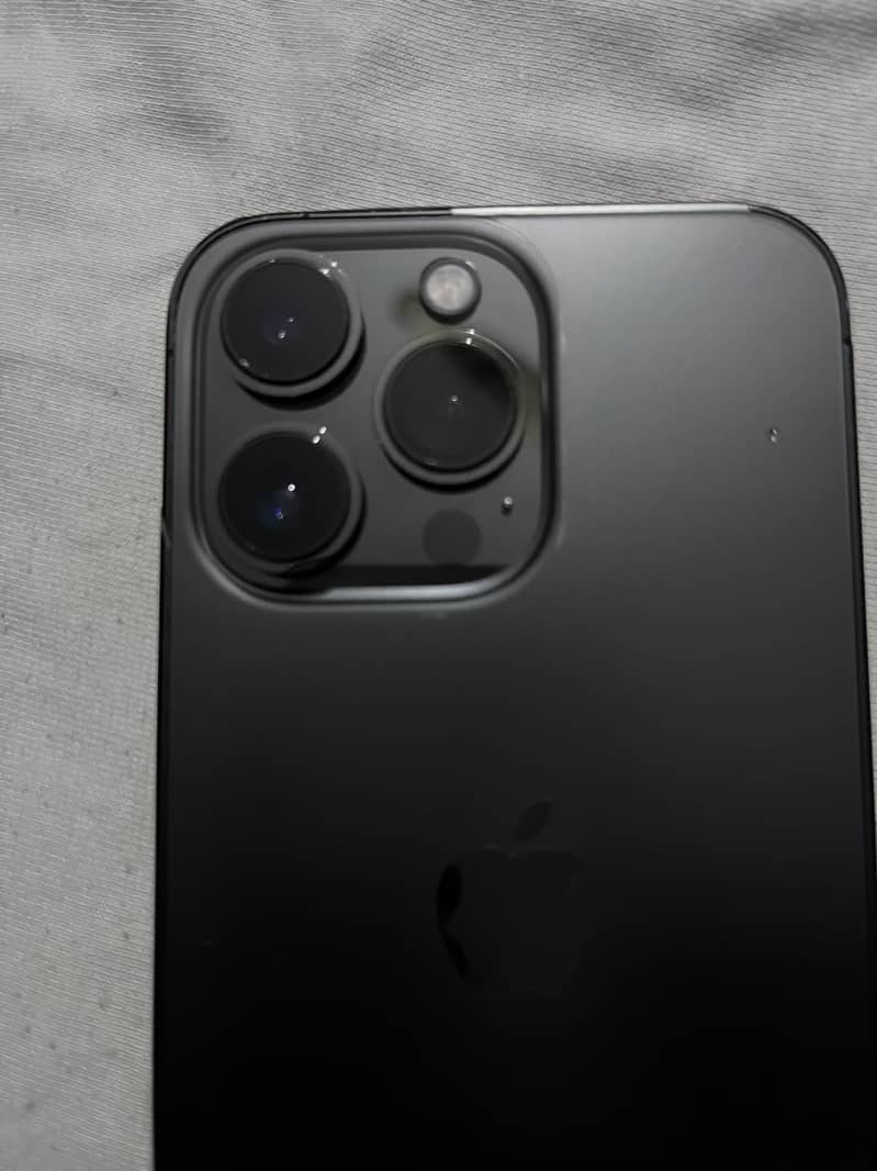 Apple iPhone 13 Pro 6